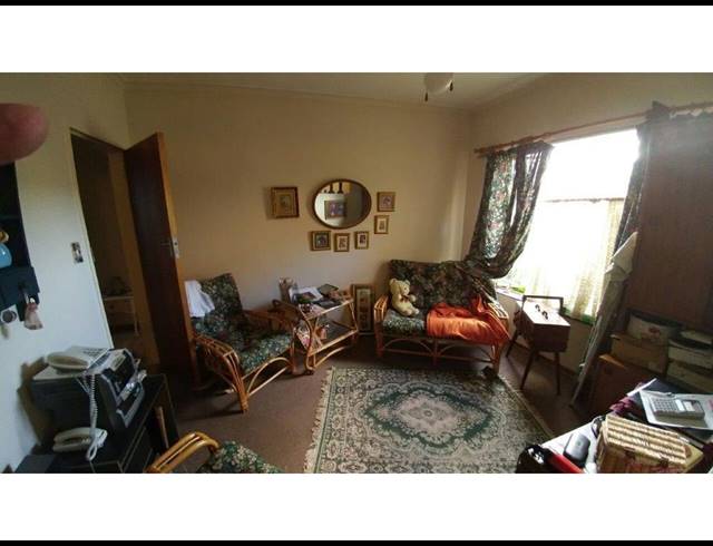 2 BEDROOM APARTMENT SOLD IN THE ORCHARDS